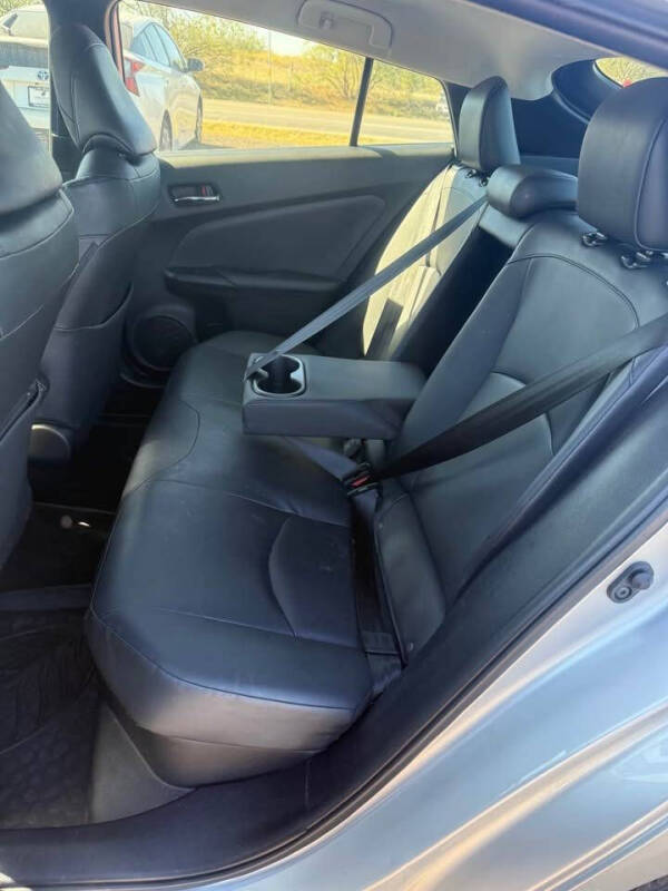 2019 Toyota Prius XLE AWD-e