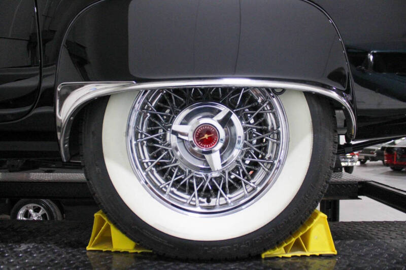 1956 Ford Thunderbird