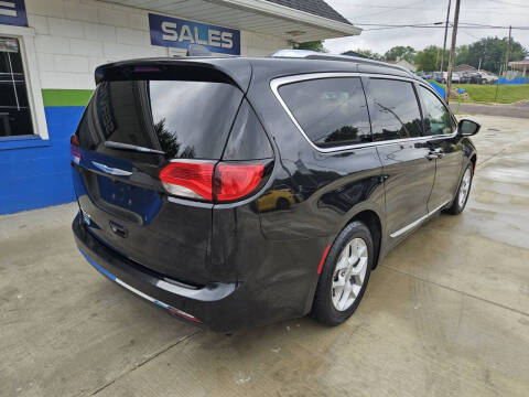 2018 Chrysler Pacifica Touring L Plus