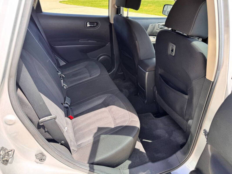 2015 Nissan Rogue Select S