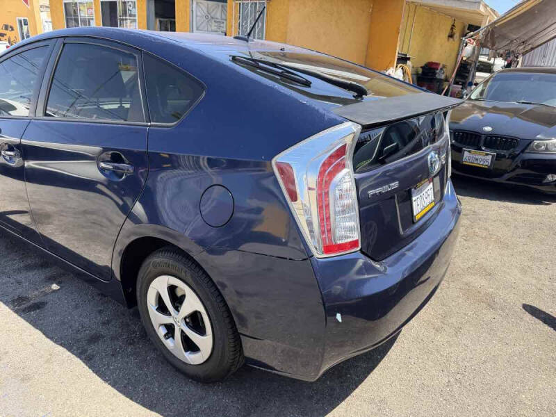 2014 Toyota Prius Three