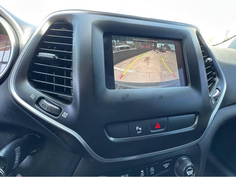 2020 Jeep Cherokee Latitude