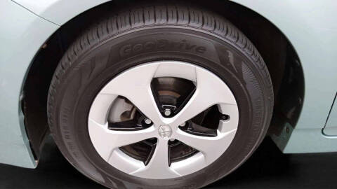 2014 Toyota Prius Two