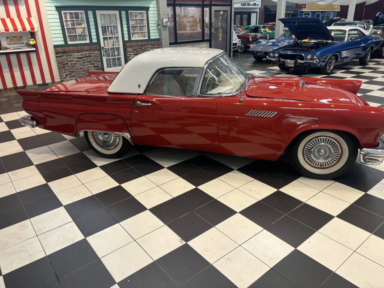 1957 Ford Thunderbird 13