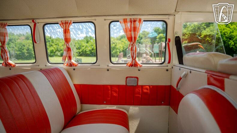 1975 Volkswagen Bus