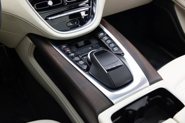 2021 Aston Martin DBX