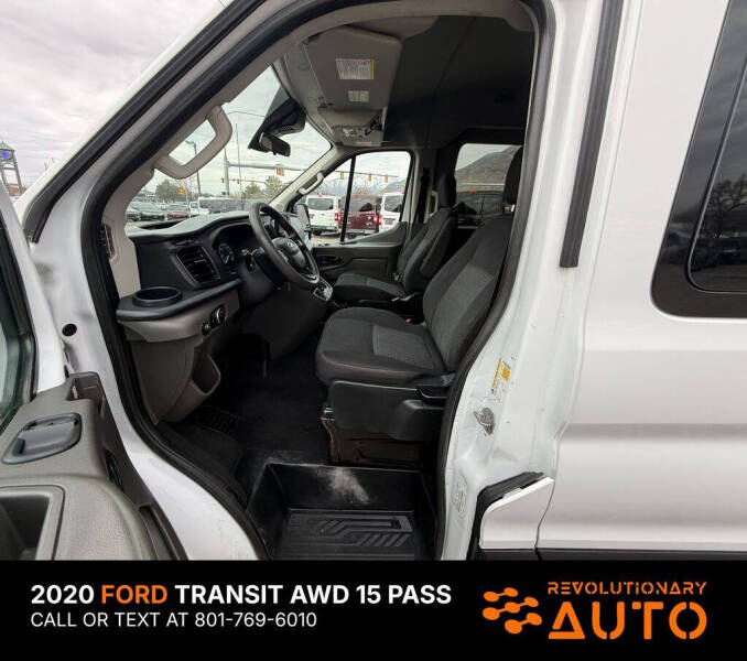 2020 Ford Transit XLT photo 3