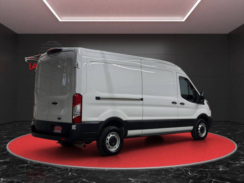 2022 Ford Transit