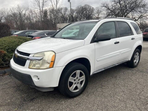 2005 Chevrolet Equinox for sale at Paramount Motors in Taylor MI