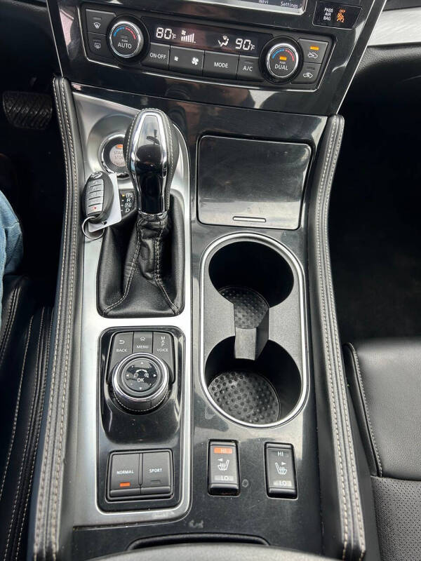 2017 Nissan Maxima 3.5 SV