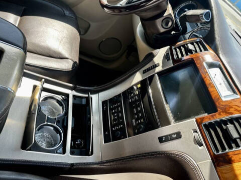 2012 Cadillac Escalade Platinum Edition