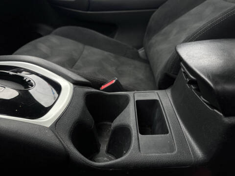 2014 Nissan Rogue SV