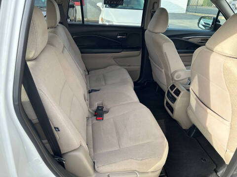 2017 Honda Pilot EX