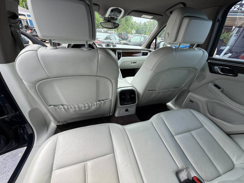 2015 Porsche Macan S