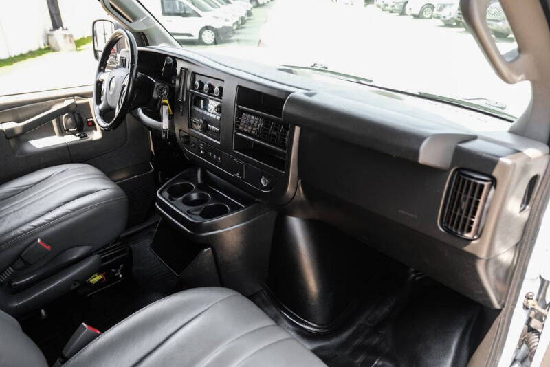 2019 Chevrolet Express 3500