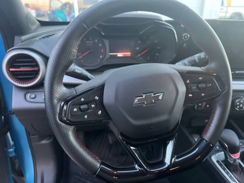 2025 Chevrolet Trax RS