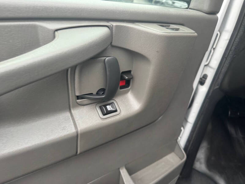 2015 GMC Savana 2500