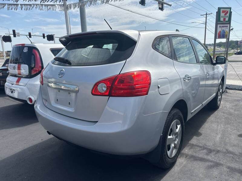 2012 Nissan Rogue S