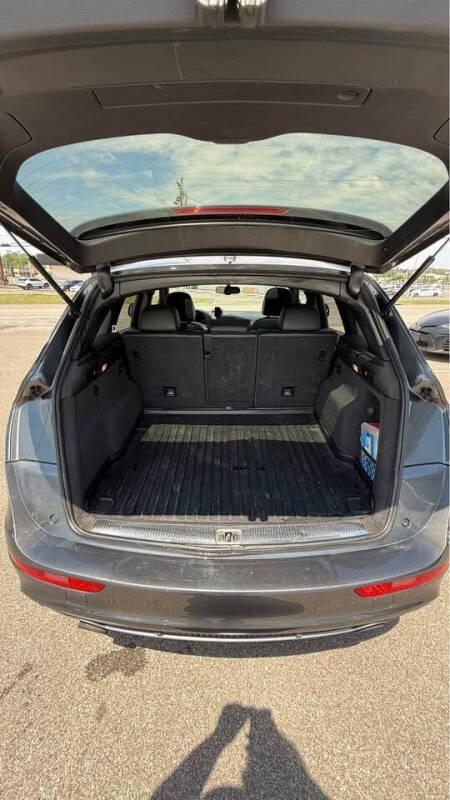 2017 Audi Q5 2.0T quattro Premium Plus