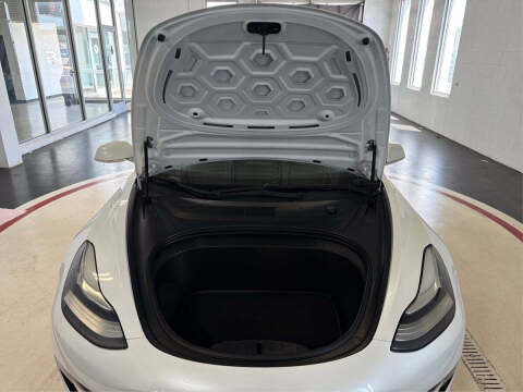 2019 Tesla Model 3 Mid Range