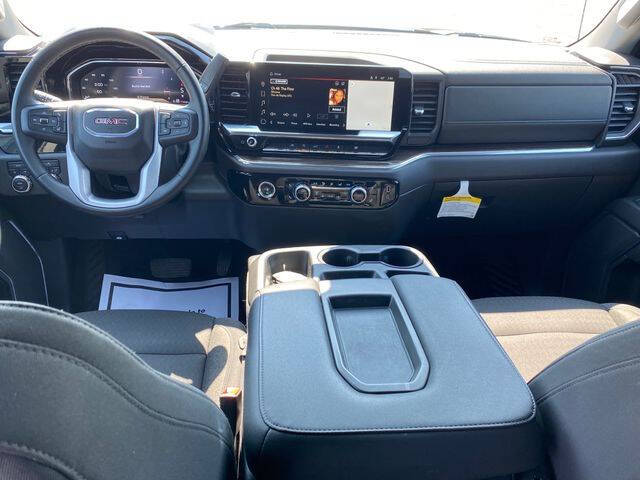 2024 GMC Sierra 1500 Elevation Standard