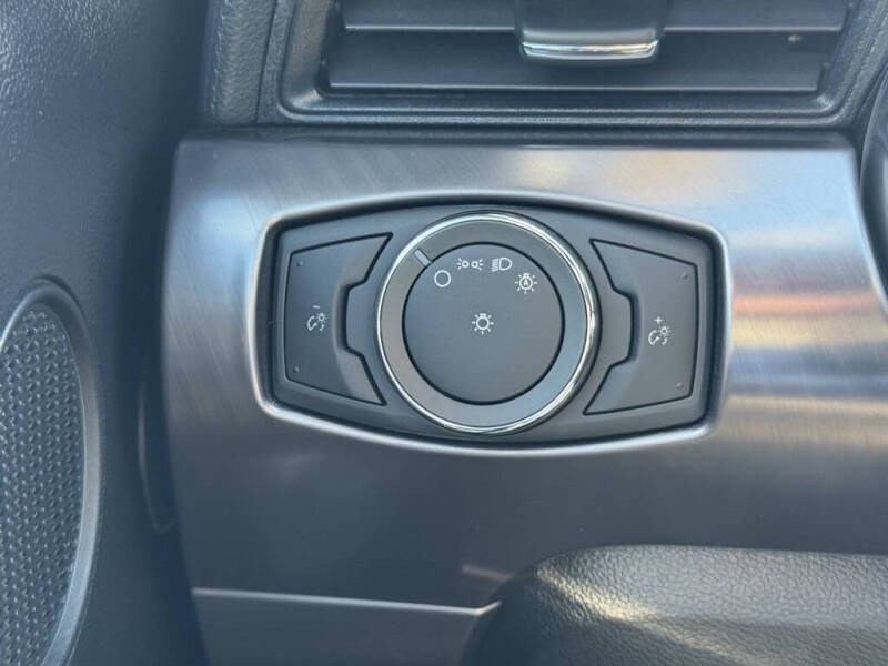 2022 Ford Mustang Mach 1