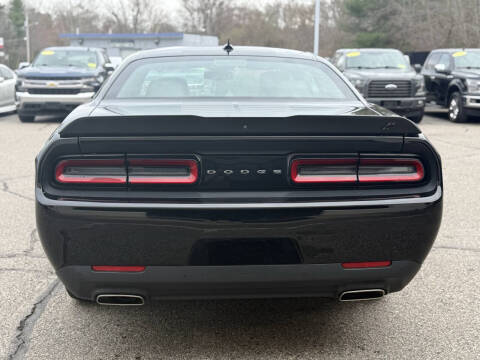 2019 Dodge Challenger SXT