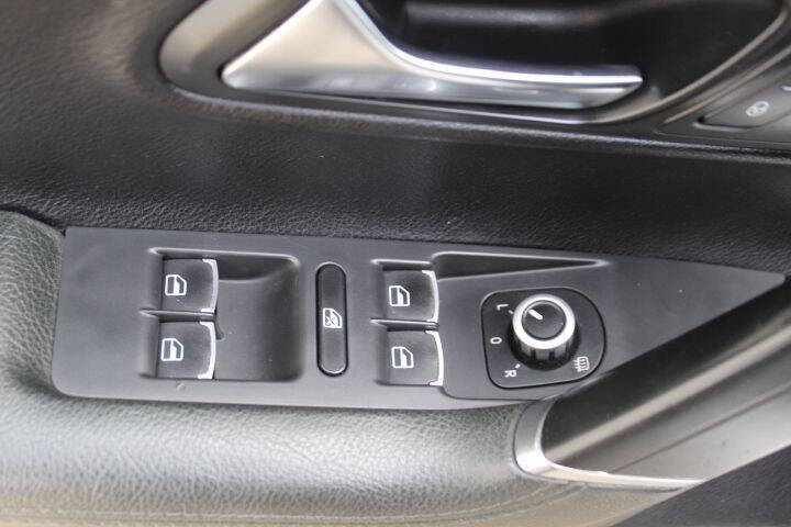 2010 Volkswagen CC Luxury