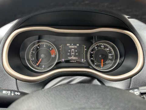 2017 Jeep Cherokee Sport Altitude