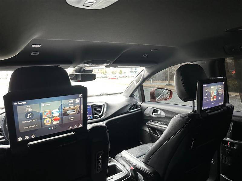 2018 Chrysler Pacifica Touring L Plus