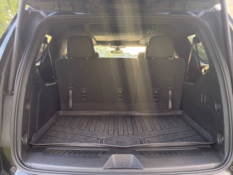 2021 Chevrolet Suburban LT