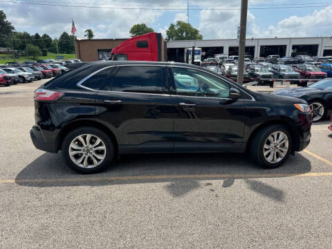 2024 Ford Edge Titanium