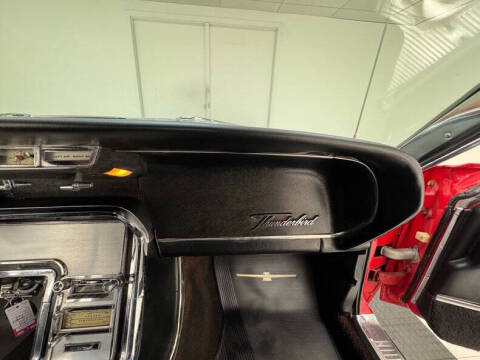 1964 Ford Thunderbird