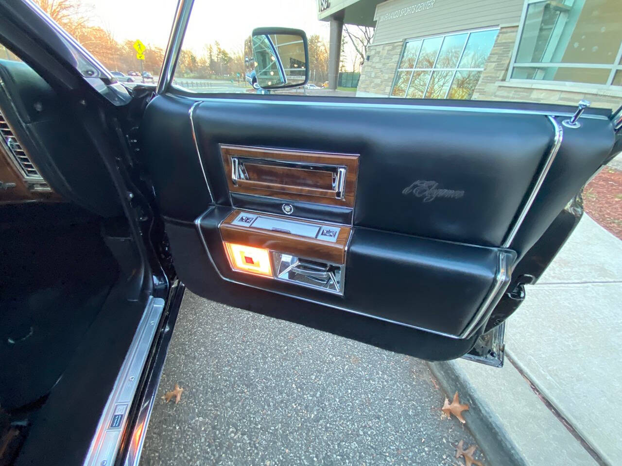 1987 Cadillac Fleetwood for sale at Vintage Motors USA in Roselle, NJ