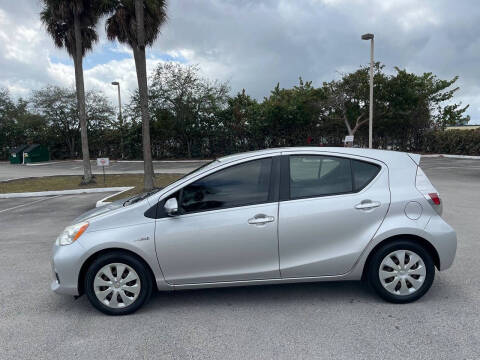 2013 Toyota Prius c One