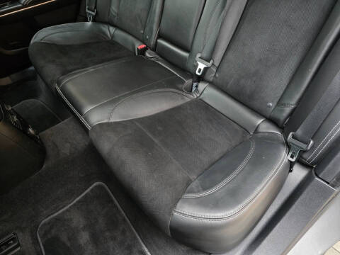 2012 Chrysler 300 SRT8