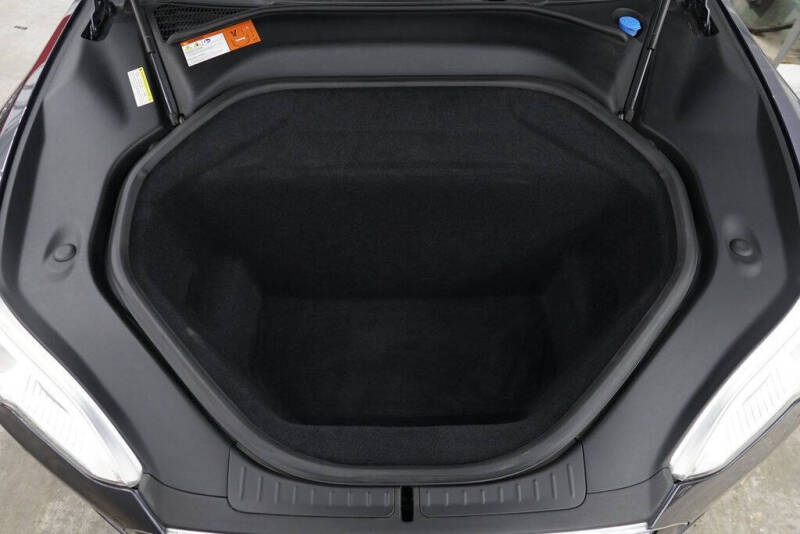 2015 Tesla Model S