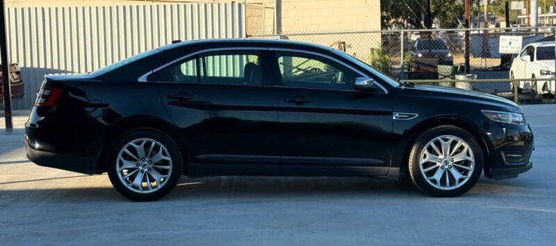 2019 Ford Taurus Limited