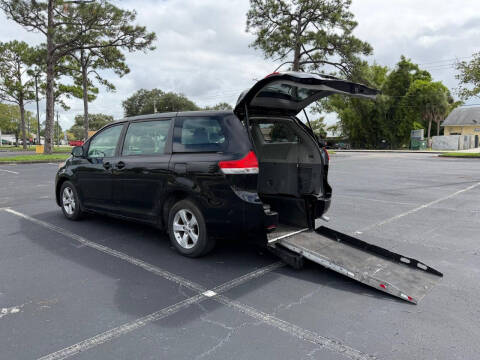 2014 Toyota Sienna L 7-Passenger