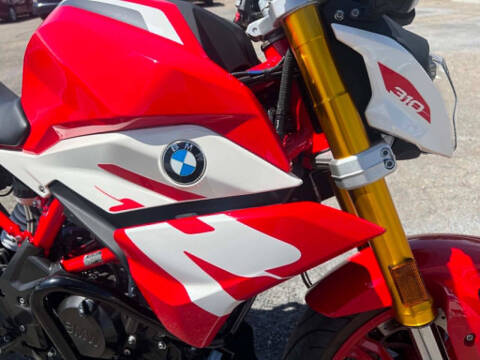 2023 BMW G 310 R