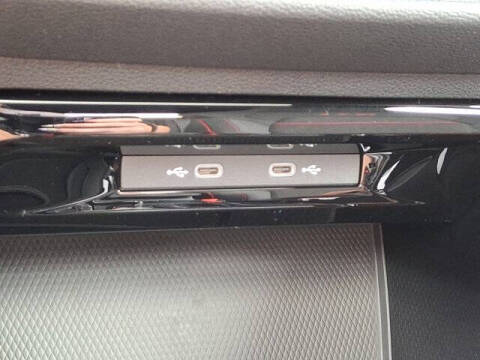 2025 Volkswagen Golf GTI SE