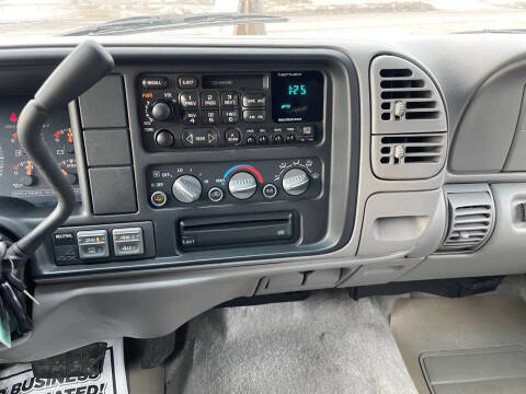 1999 Chevrolet Suburban K1500 LS