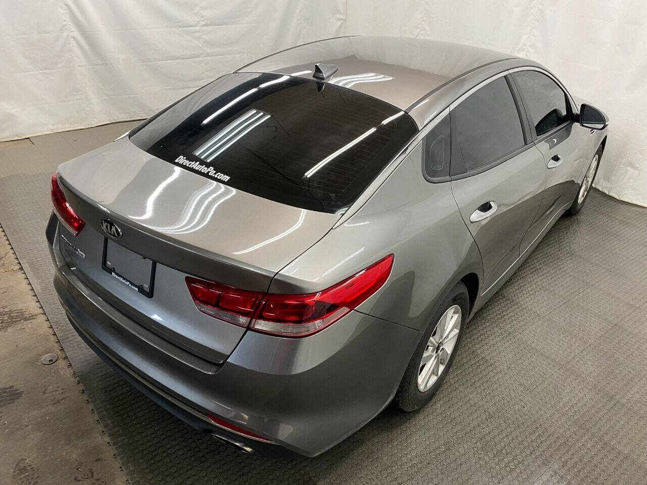 2016 Kia Optima LX 4dr Sedan - Gray exterior view 10