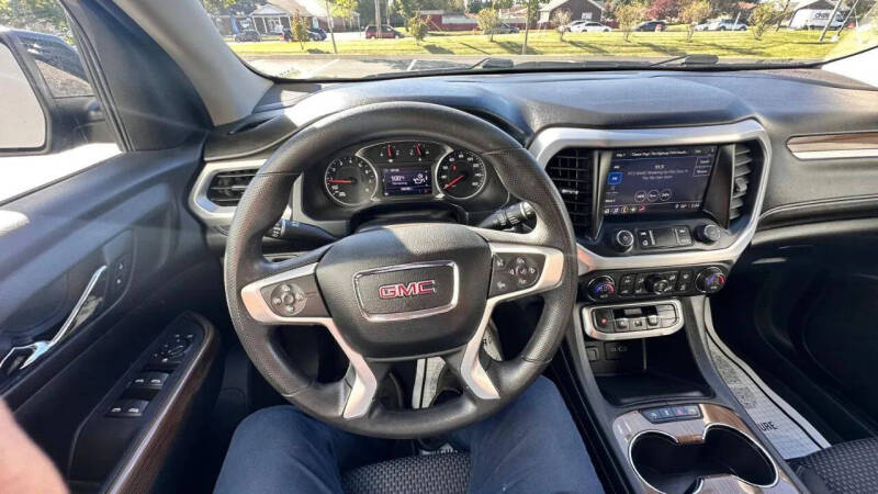 2021 GMC Acadia SLE