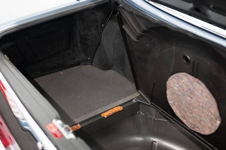 1986 Mercedes-Benz 560-Class 560 SL