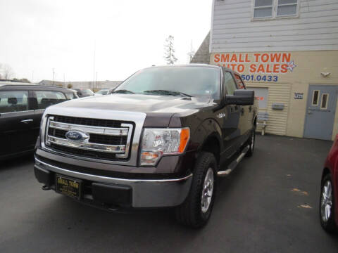 2013 Ford F-150 for sale at Small Town Auto Sales in Hazleton PA