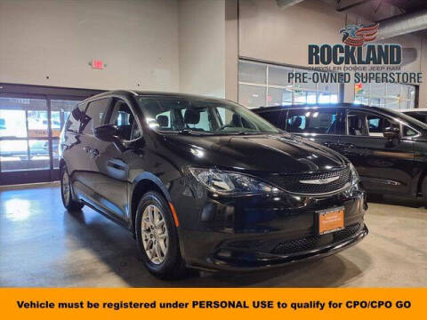 2024 Chrysler Voyager LX