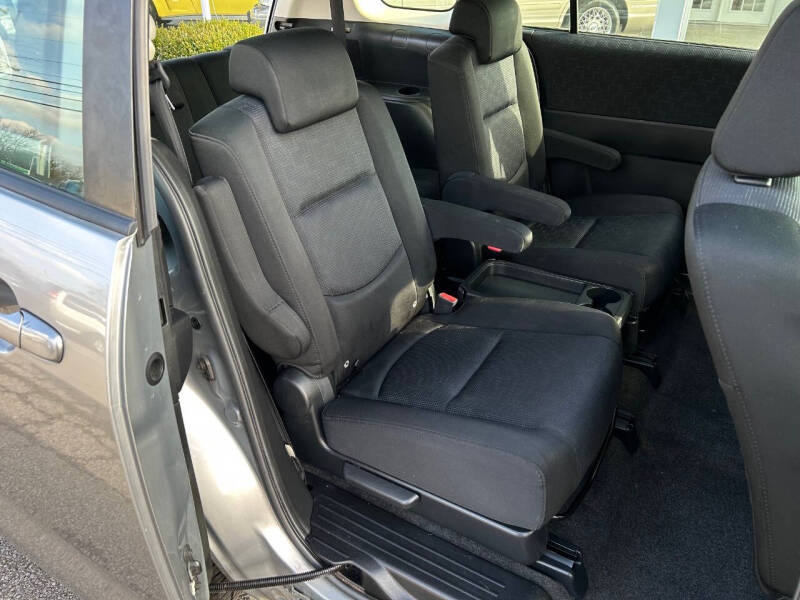 2010 Mazda MAZDA5 Sport