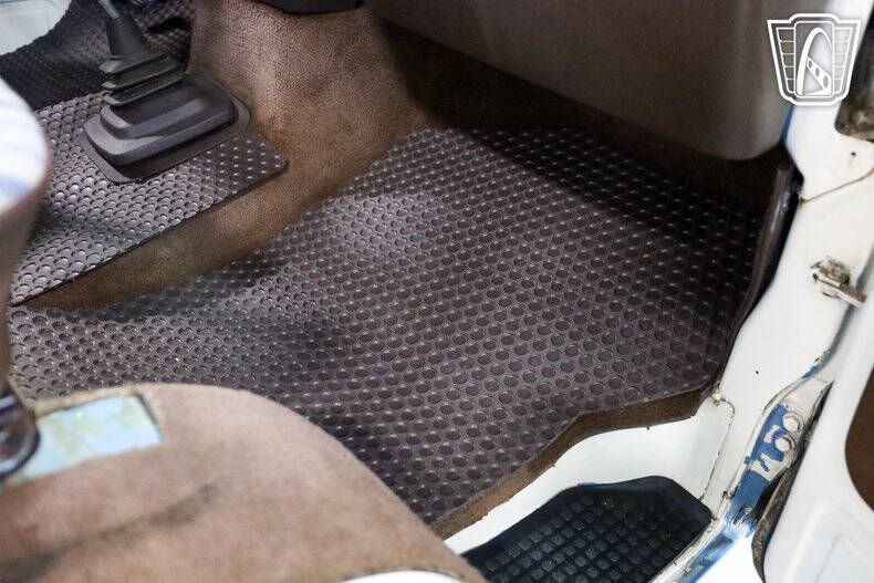 1982 Volkswagen Vanagon Camper