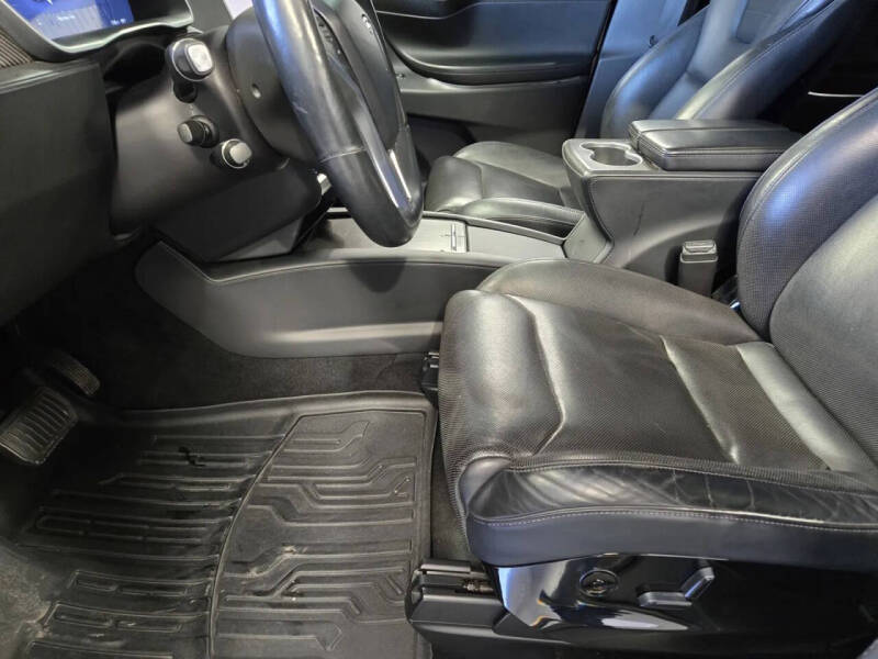 2016 Tesla Model X 90D